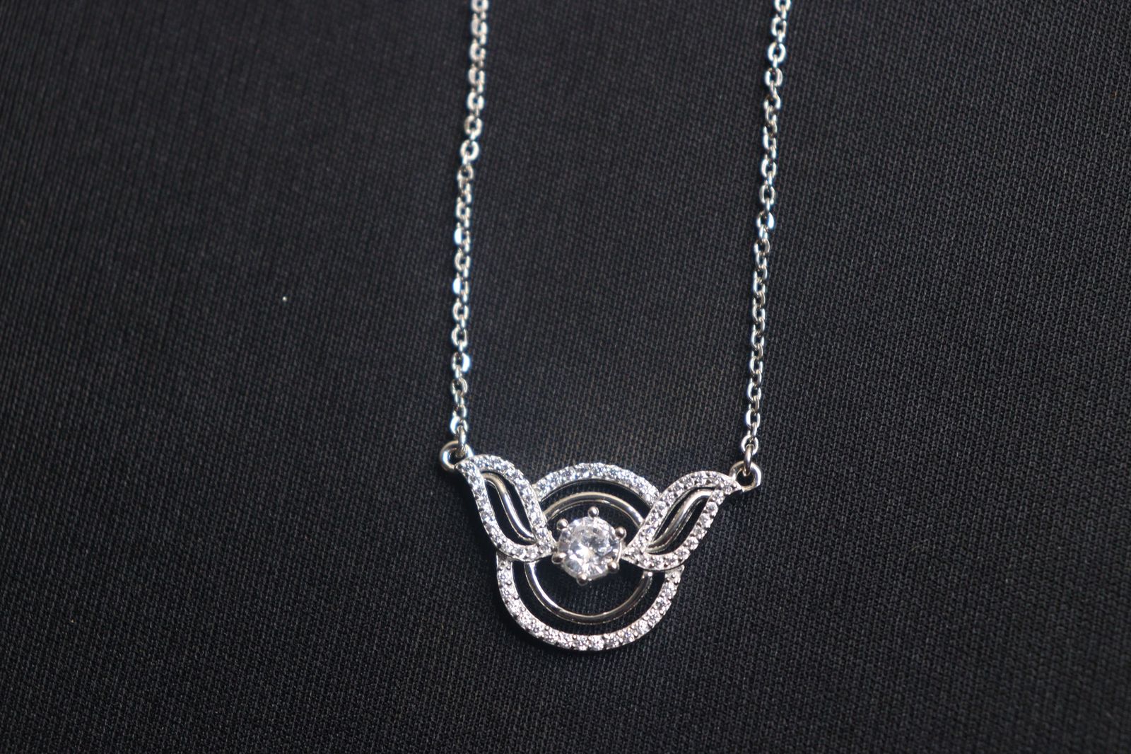 Halo Pendant Necklace